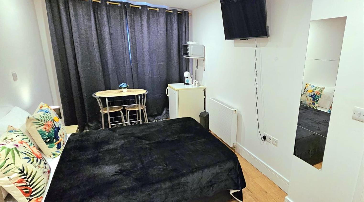 Penelope Ensuite Double Room Londra Dış mekan fotoğraf